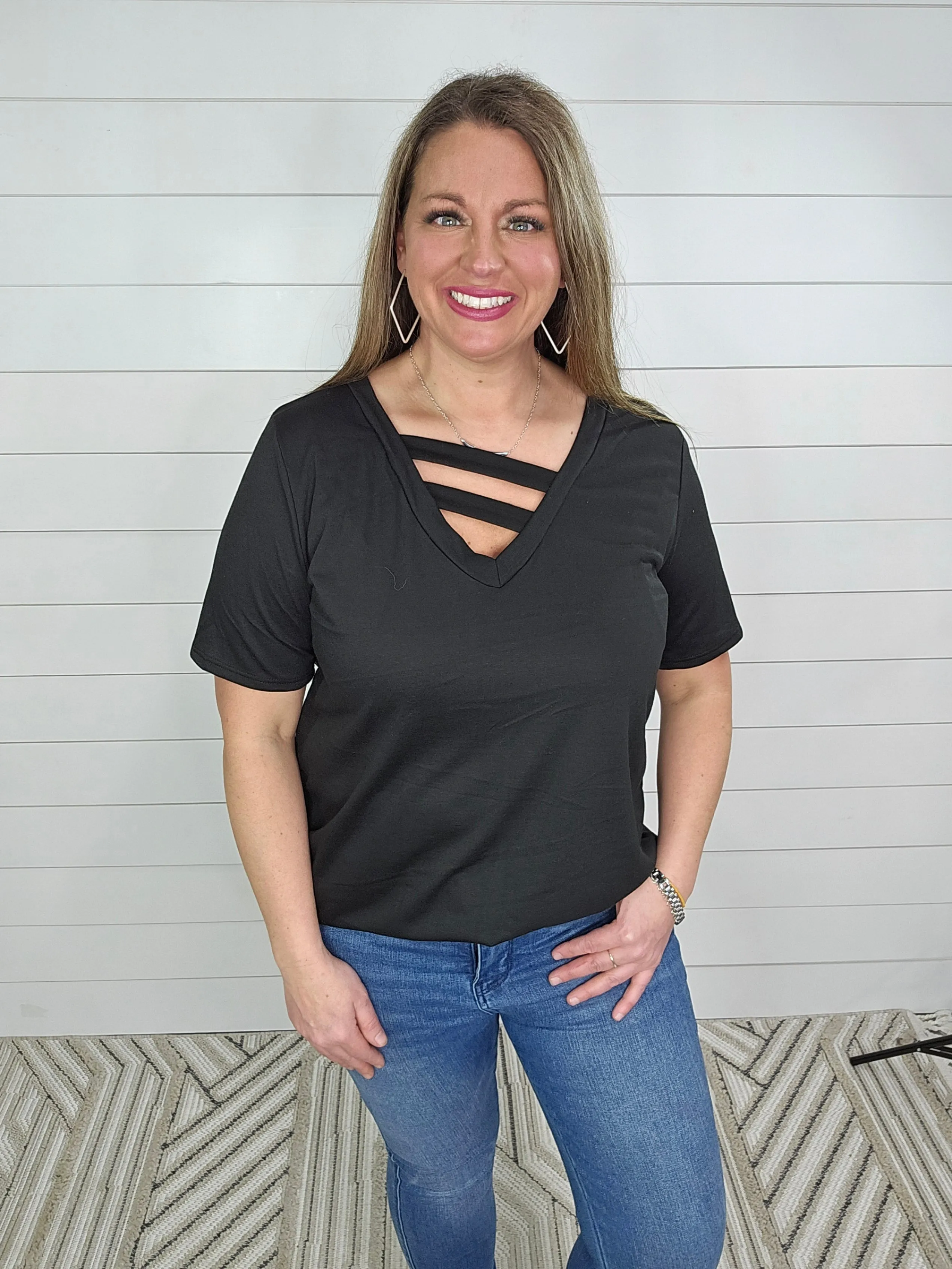 BLACK CROSS NECKLINE FRENCH TERRY TOP