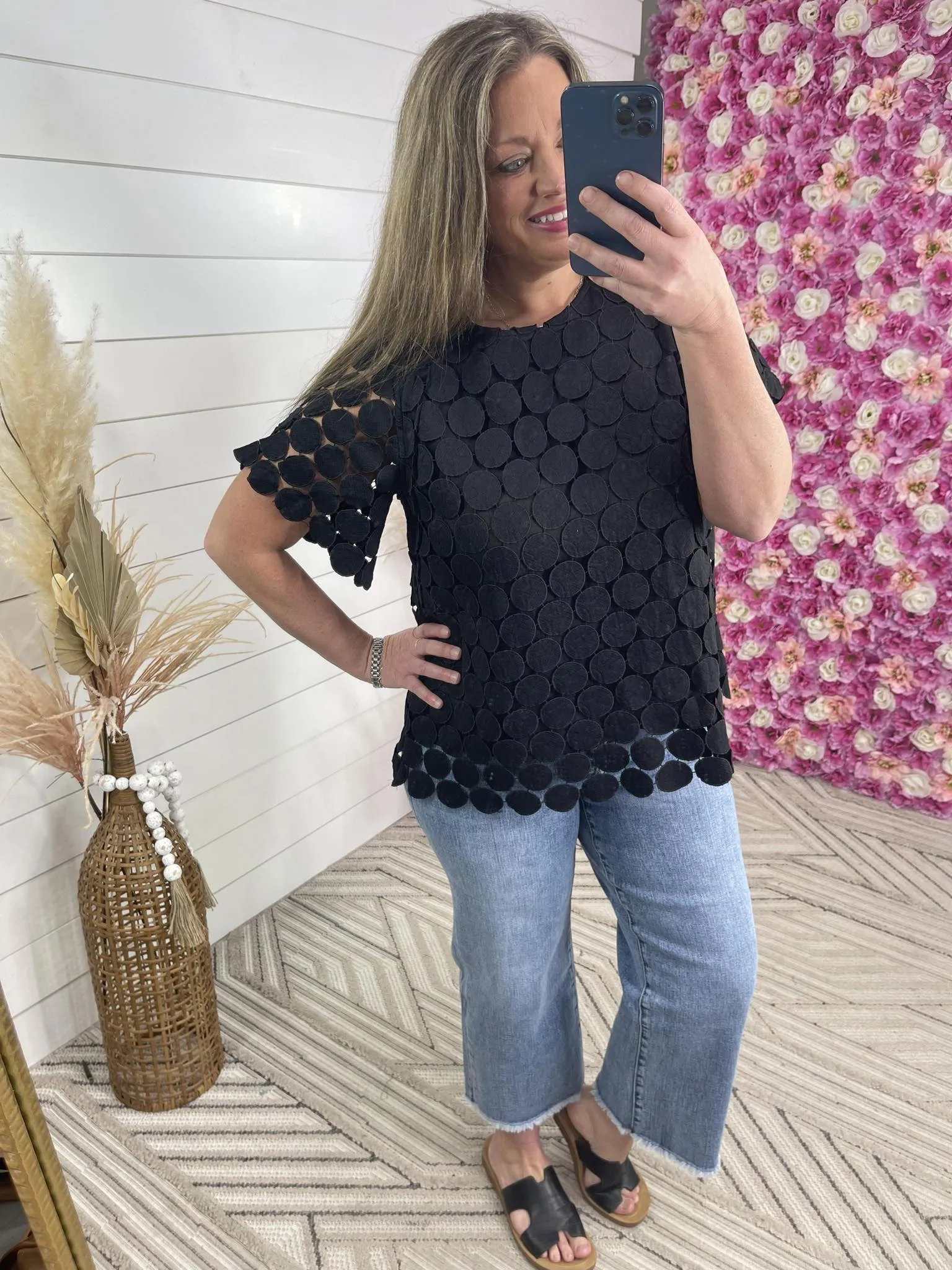 BLACK POLKADOT LACE SHORT SLEEVE TOP